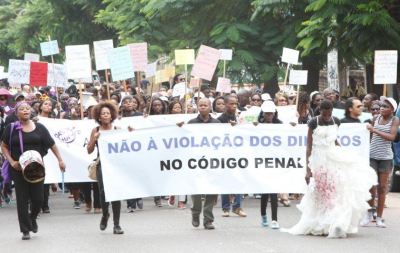 Marcha contra a violação dos direitos humanos no Código Penal